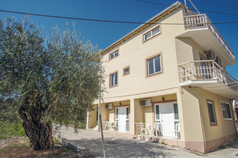 Finata Studios Kávos Exterior foto